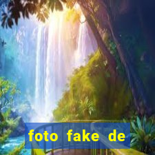 foto fake de menina cabelo cacheado